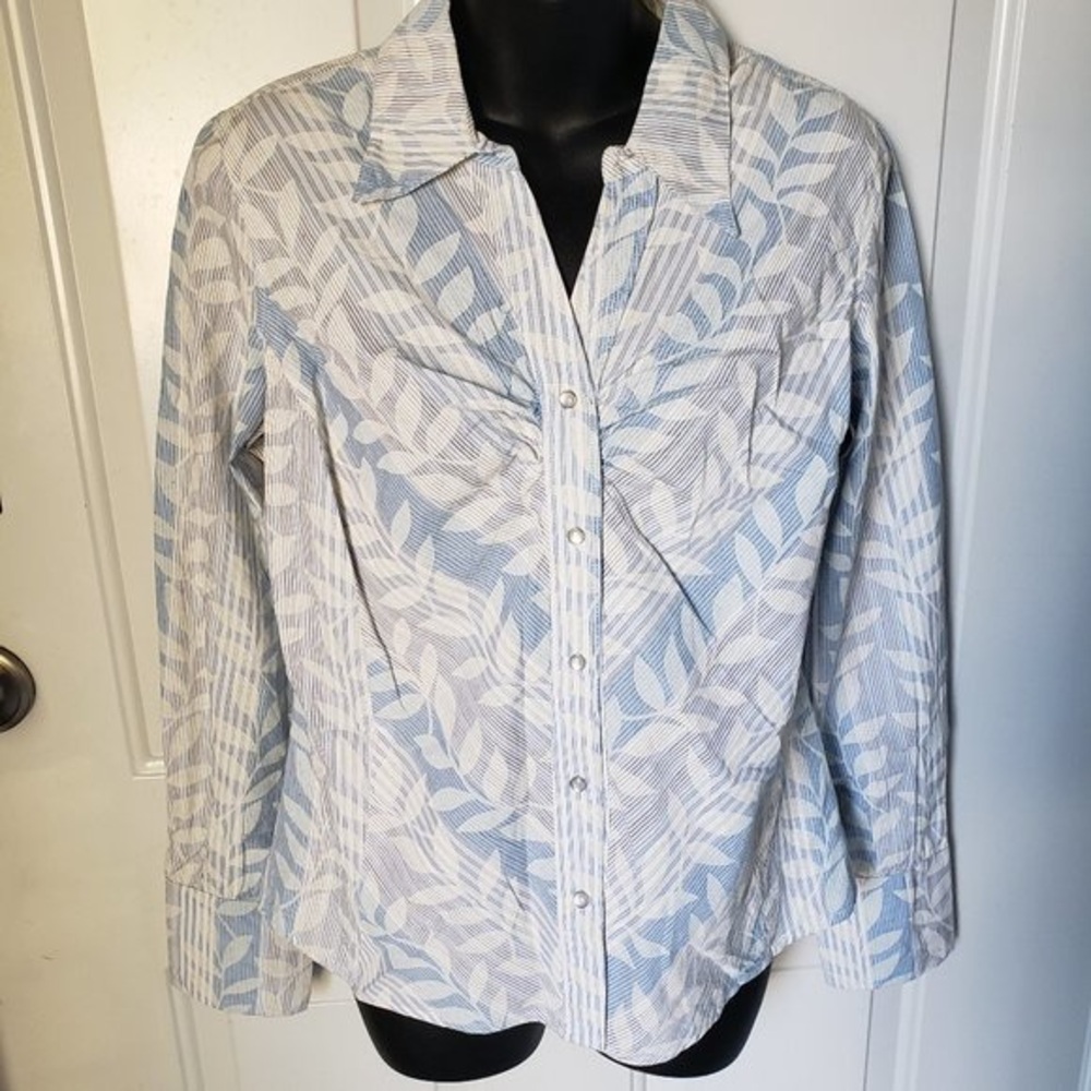 NWT Hollywood Long-sleeve Striped Blouse Size L (T18)